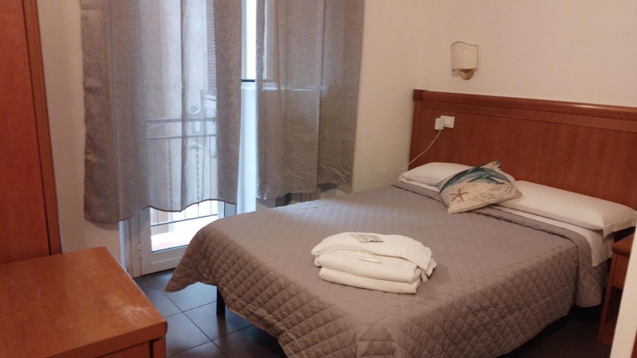 Roma Termini Tina Ya B&B Kültér fotó